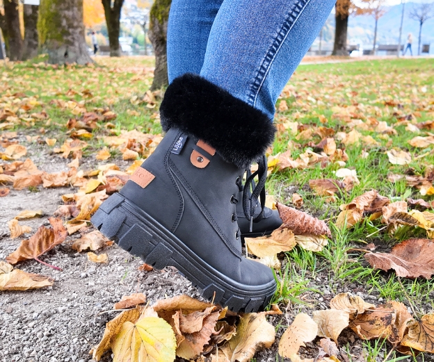 Looke Aurelie black