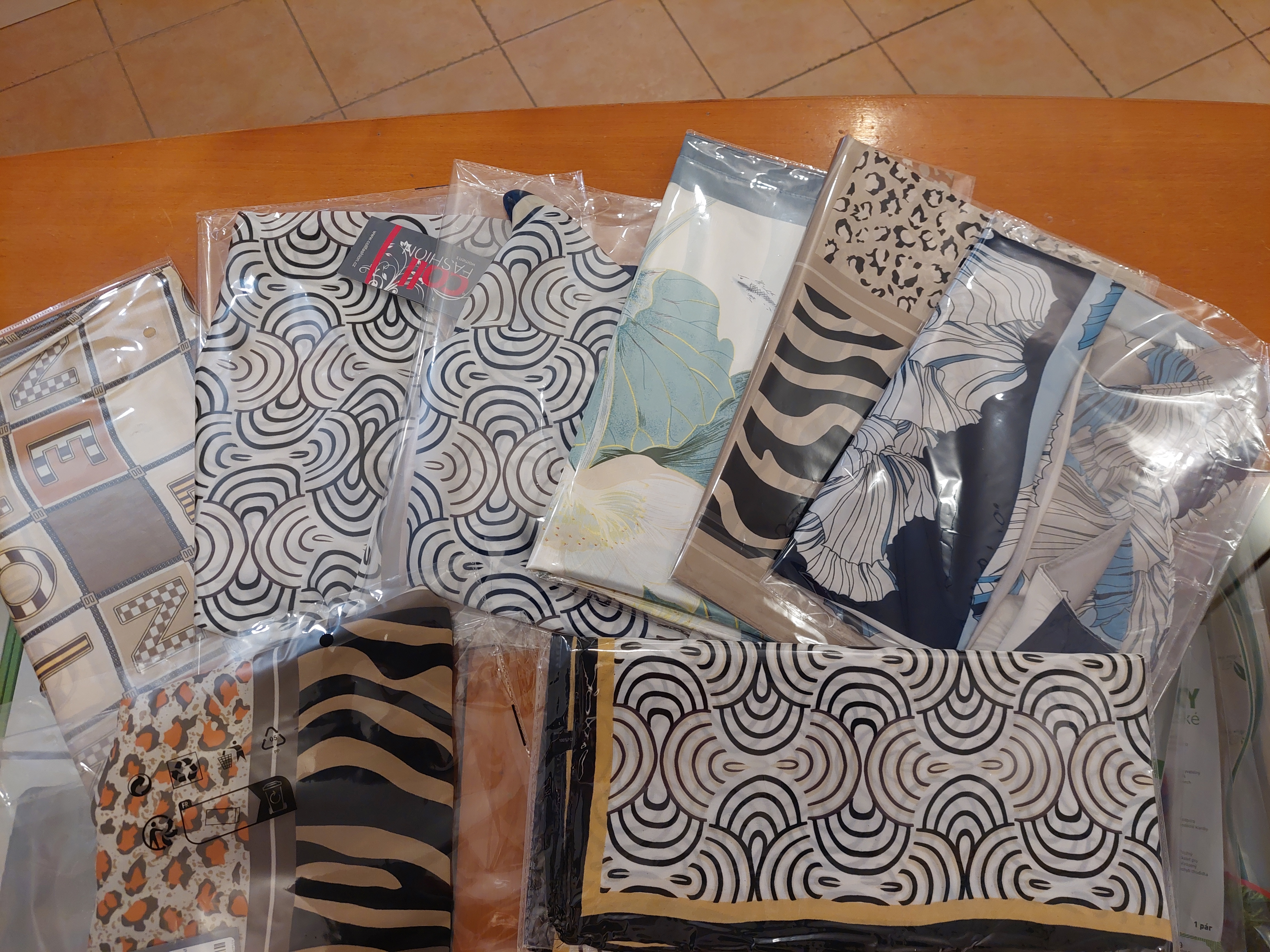 Šátky a šály letní